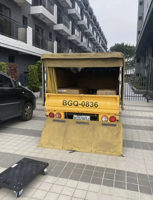 2025-07-10 14.20.35 貨車送貨的圖片